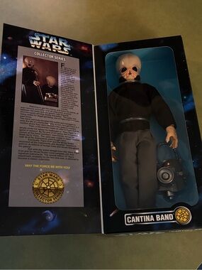 Star Wars Collector Series Cantina Band Figure - Black & Gray